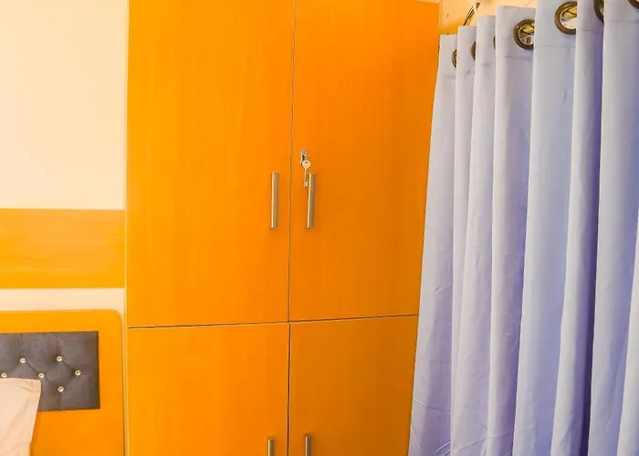 Ashu Apartament *
